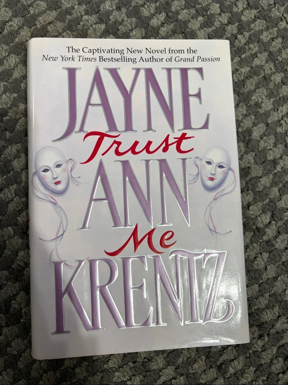 Jayne Ann Krentz - Trust Me (Hardcover)